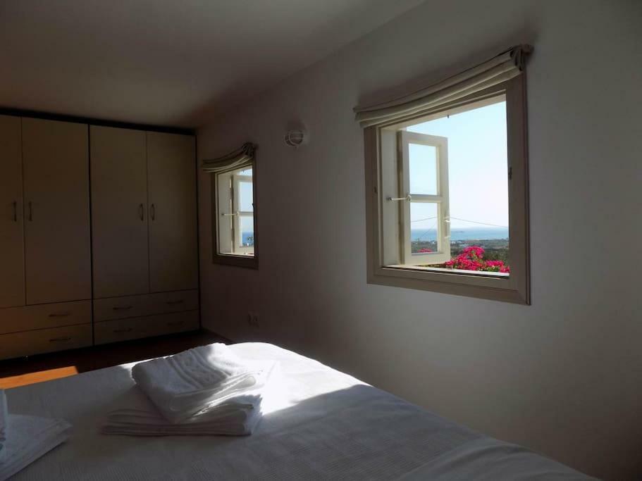 Sunny House With Amazing View For 4+2 Persons Villa Pláka Dış mekan fotoğraf